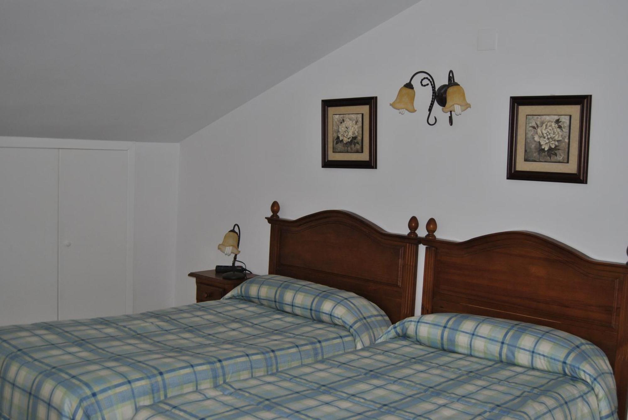 Hostal Rural Amador Puente de Vadillos Quarto foto